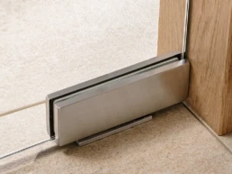 dorma universal closeup door 2 uai
